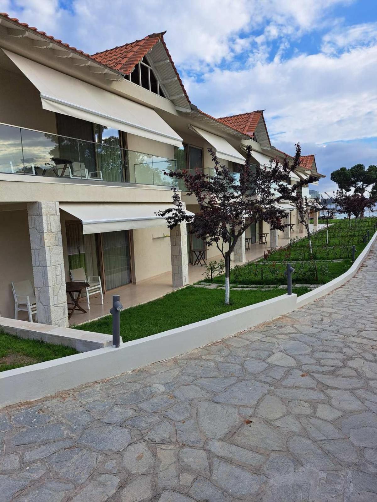 Haus Platanos Apartments & Bungalows By The Sea วูร์วูรู ภายนอก รูปภาพ