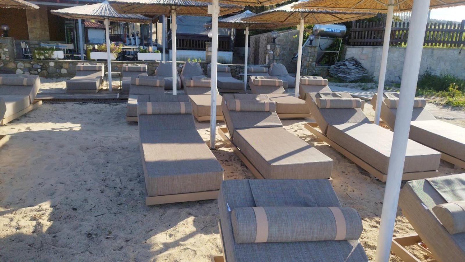 Haus Platanos Apartments & Bungalows By The Sea วูร์วูรู ภายนอก รูปภาพ